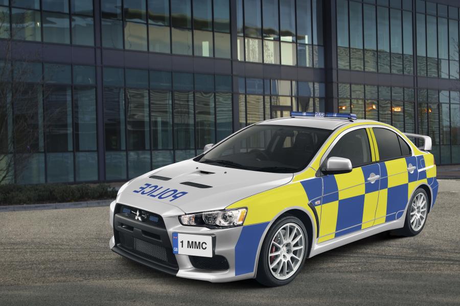  Mitsubishi Lancer Evolution X UK Police Car 2009 года  (фото 19 из 19)